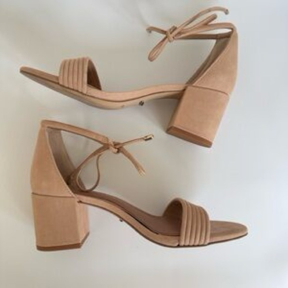 Gianni Bini Nude Block Heel Sandals